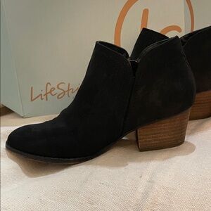 Life Stride Black Ankle Booties